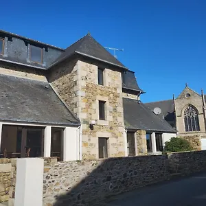 Le Village Gr34 Frankreich