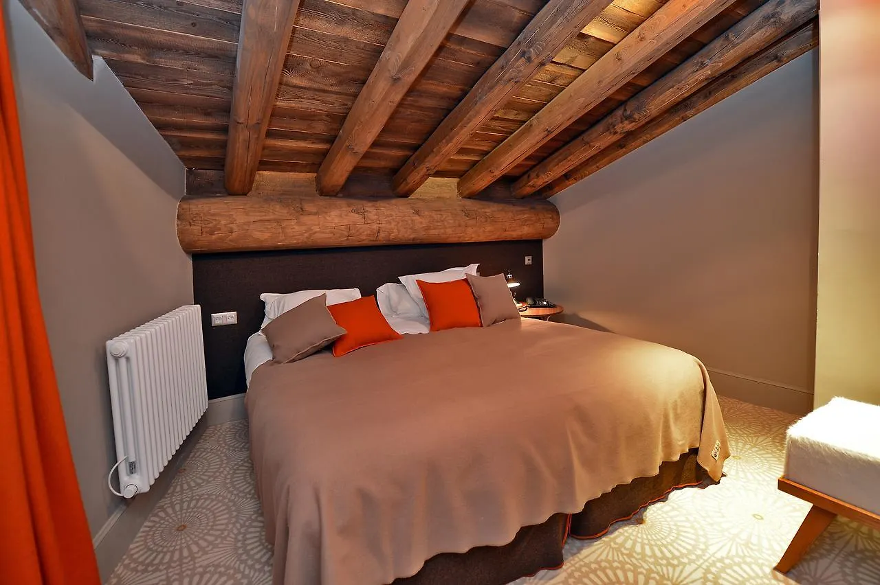 Maison De Famille Les 5 Freres Val-d'Isere France